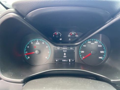 Used 2022 Chevrolet Colorado LT AWD/4WD image 11