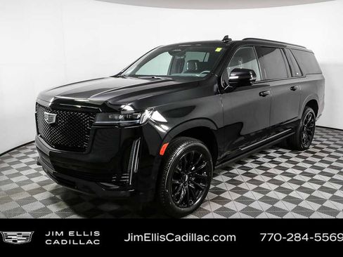 Used 2024 Cadillac Escalade ESV Sport Platinum w/ LPO, ONYX Package image 27