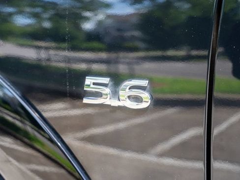 Used 2015 INFINITI QX80 4WD w/ Theater Package image 10