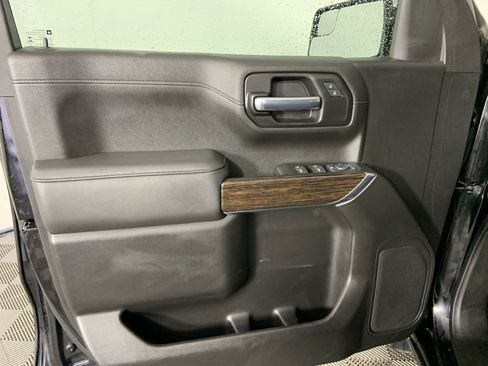 Used 2020 GMC Sierra 1500 SLE w/ SLE Value Package image 20