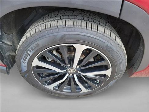 Used 2021 Toyota Highlander XSE AWD/4WD image 11