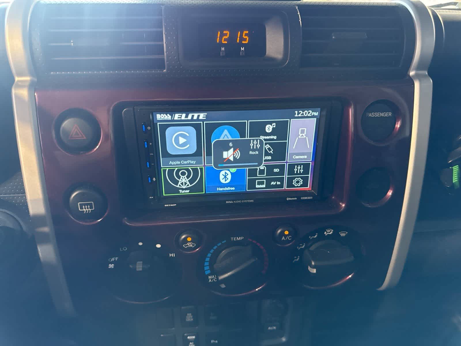 Used 2007 Toyota FJ Cruiser 4WD w/ Upgrade Pkg 1 image 26