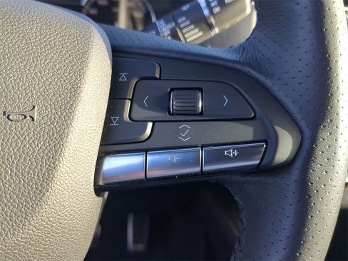 Used 2023 Cadillac XT4 Sport image 28