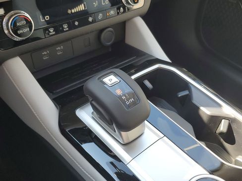 New 2026 Mitsubishi Outlander SE FWD image 31