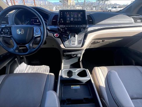 Used 2022 Honda Odyssey Elite image 15
