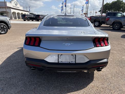 Certified 2024 Ford Mustang Coupe RWD image 6