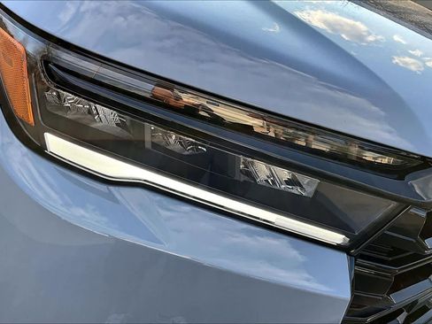 New 2026 Honda Pilot Black Edition image 17