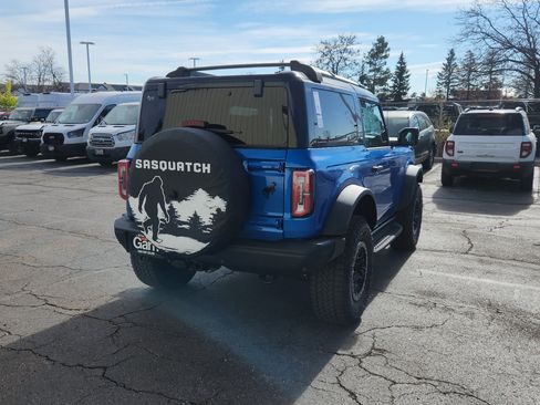 New 2025 Ford Bronco Badlands image 9