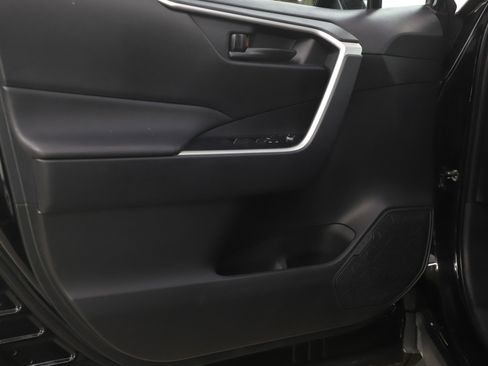 Used 2025 Toyota RAV4 LE image 18