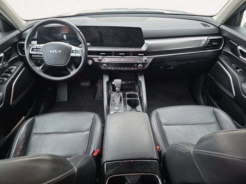 Used 2024 Kia Telluride LX image 2