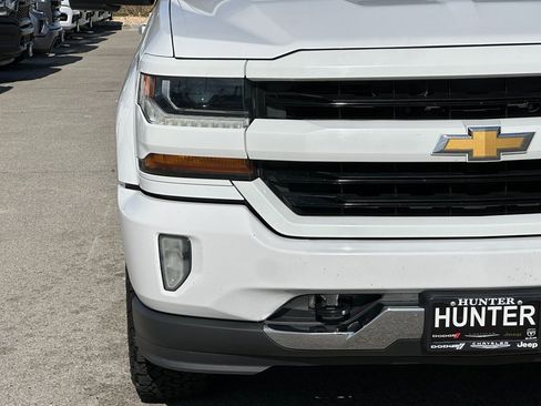 Used 2018 Chevrolet Silverado 1500 LT w/ All Star Edition image 11