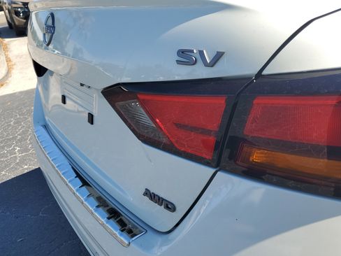 Certified 2023 Nissan Altima 2.5 SV image 8