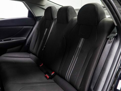 Used 2022 Hyundai Elantra SEL w/ Cargo Package FWD image 40