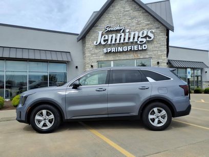 Used 2025 Kia Sorento LX