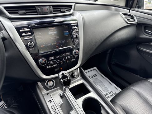 Used 2020 Nissan Murano SL image 6