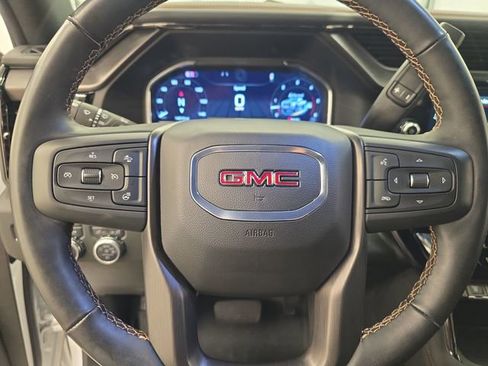 Used 2025 GMC Sierra 2500 AT4 w/ AT4 Premium Plus Package AWD/4WD image 31
