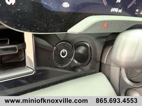 Used 2023 Porsche Taycan image 28