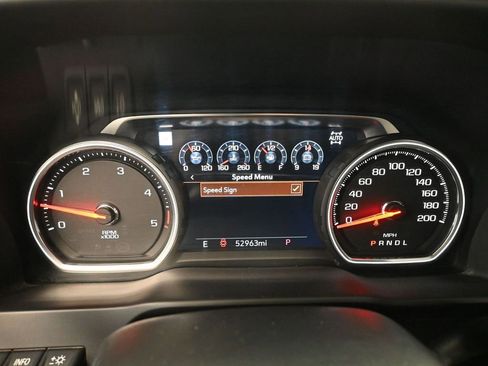 Used 2022 Chevrolet Silverado 2500 High Country w/ Z71 Off-Road Package AWD/4WD image 39
