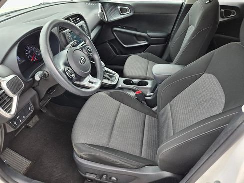 Used 2021 Kia Soul S FWD image 15