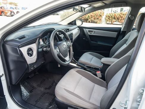 Used 2017 Toyota Corolla LE FWD image 16