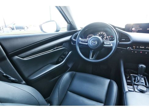 Used 2023 MAZDA MAZDA3 s image 10