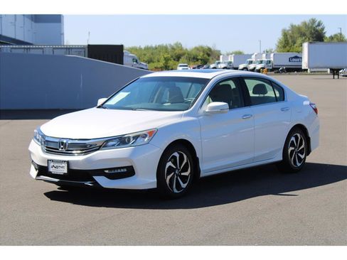 Used 2017 Honda Accord EX-L image 1