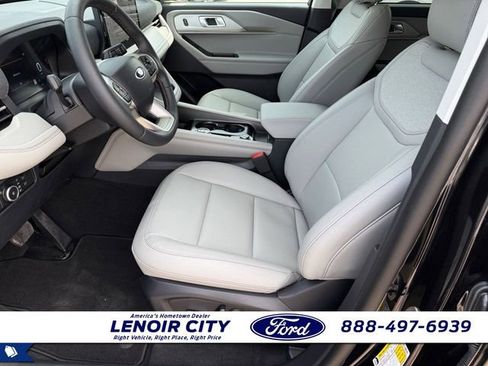 New 2026 Ford Explorer Active w/ Active Comfort Package RWD image 10