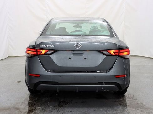 Used 2021 Nissan Sentra S image 6