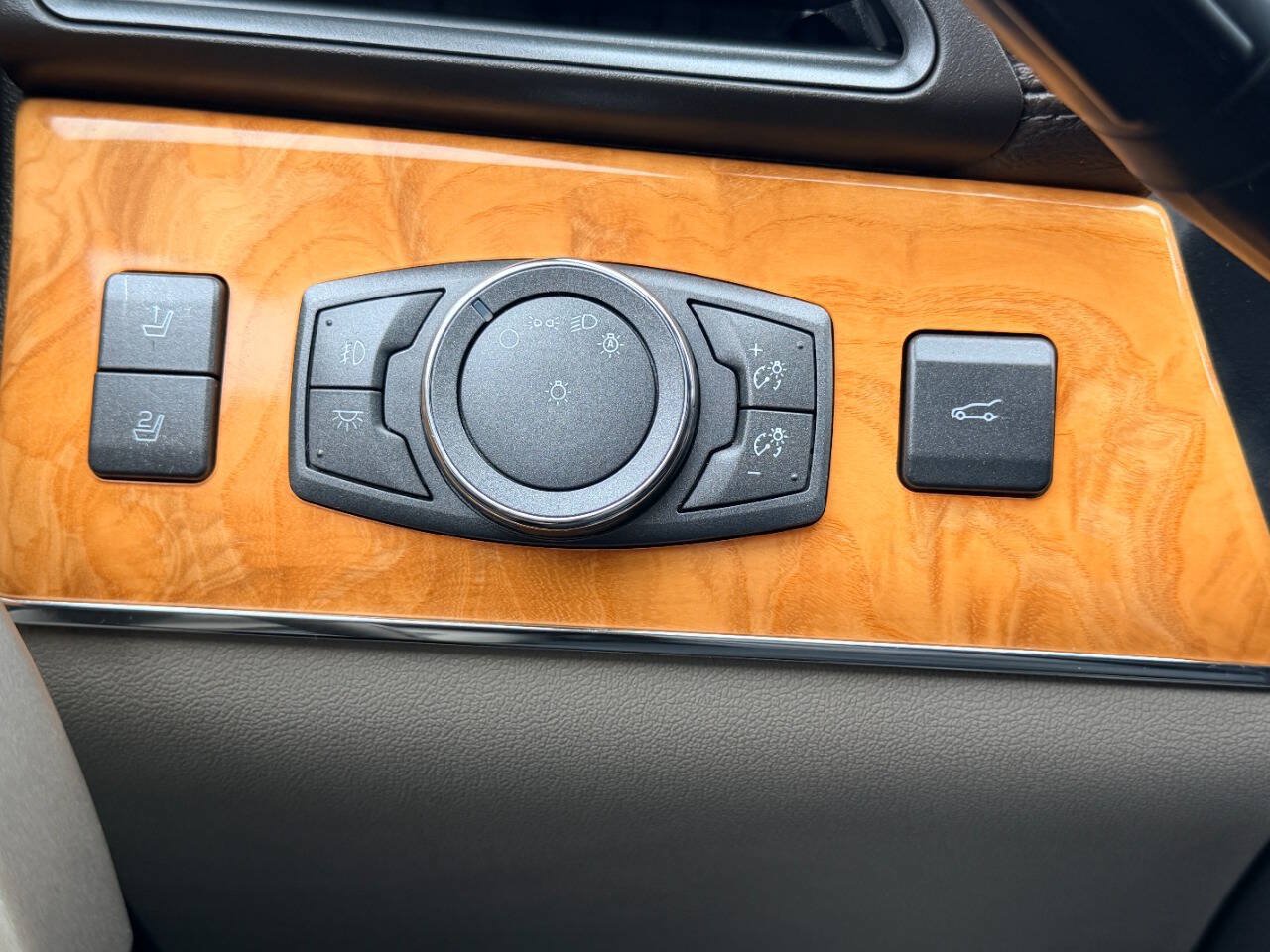 Used 2014 Lincoln MKX AWD w/ Equipment Group 102A image 36