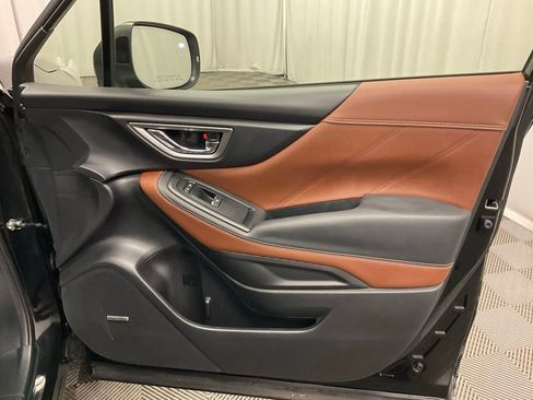 Used 2023 Subaru Forester Touring image 28