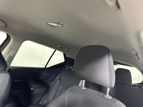 Used 2022 Nissan Kicks SV image 12