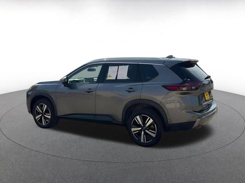 Used 2026 Nissan Rogue SL AWD/4WD image 8