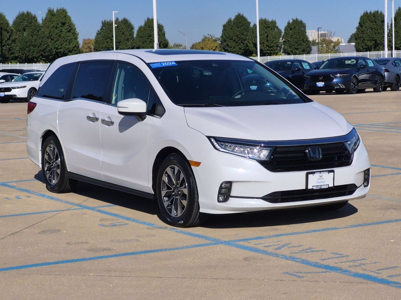 Certified 2024 Honda Odyssey EX-L image 4