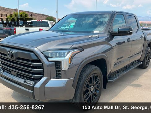 Used 2025 Toyota Tundra Limited AWD/4WD image 1