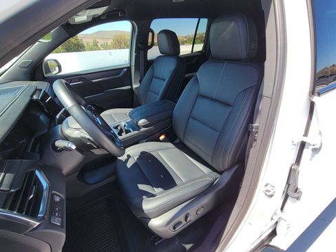 Used 2026 GMC Acadia Elevation w/ Black Edition FWD image 23