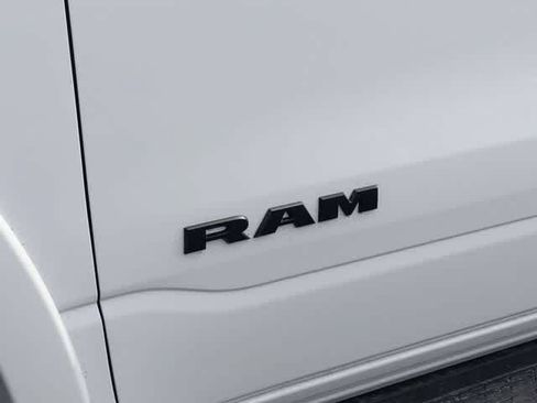 Used 2025 RAM 1500 Big Horn AWD/4WD image 12