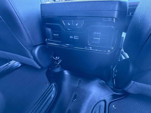 Used 2024 GMC Sierra 2500 AT4 w/ AT4 Preferred Package image 37