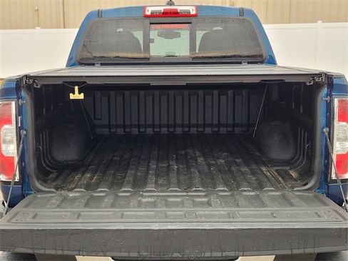 Used 2020 GMC Canyon SLT w/ Trailering Package image 9