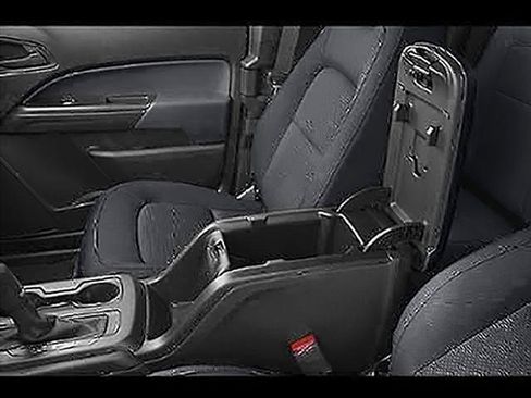 Used 2022 Chevrolet Colorado W/T w/ WT Convenience Package RWD image 75