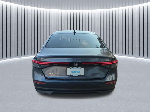 New 2025 Honda Accord SE image 5