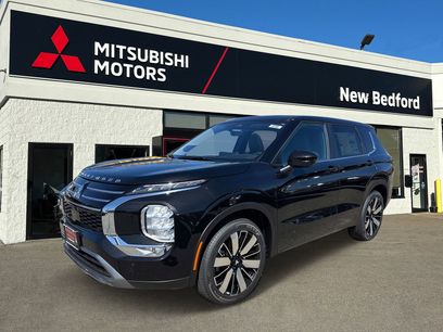 New 2025 Mitsubishi Outlander SE