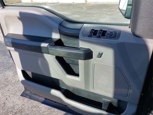 Used 2015 Ford F150 XL w/ Equipment Group 101A Mid image 21