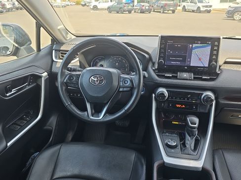 Used 2022 Toyota RAV4 Limited AWD/4WD image 22