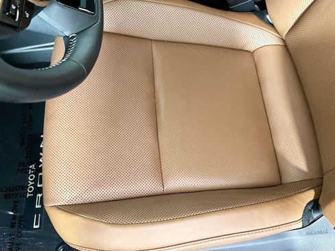 Used 2025 Toyota Crown Signia AWD/4WD image 20