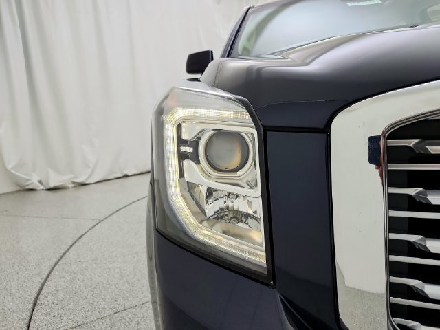 Used 2020 GMC Yukon Denali AWD/4WD image 32