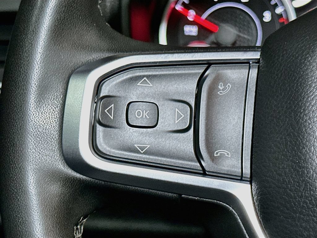 Certified 2025 RAM 2500 Big Horn AWD/4WD image 32