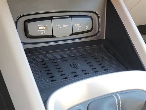 New 2026 Hyundai Venue SEL image 12