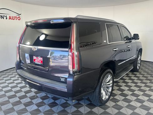 Used 2018 Cadillac Escalade Luxury w/ LPO, Radiant Package AWD/4WD image 10