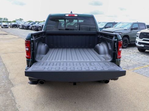 New 2026 RAM 1500 Laramie AWD/4WD image 14
