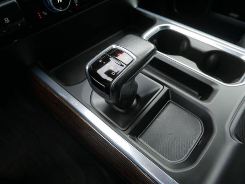 Used 2022 GMC Sierra 1500 Elevation image 26